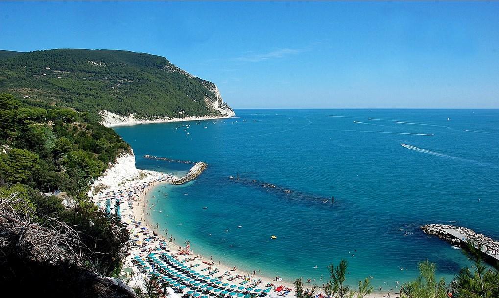 Апартаменти Poggio Antico Monte San Vito Екстер'єр фото